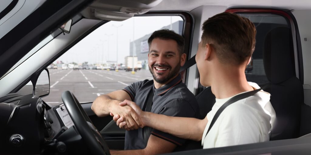 choosing a driving school in Sydney, comparing